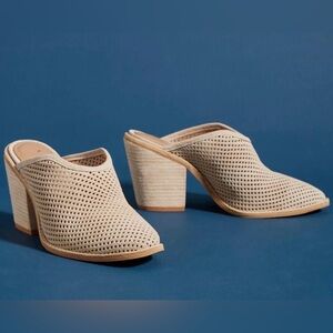 ANTHROPOLOGIE | Blaire Mules Laser Cut
Perforated Slide-on Booties Heel | 8